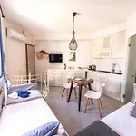Fresh Renovated Maisonette Close To The Platys Gialos (Mykonos)