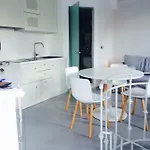 Fresh Renovated Maisonette Close To The Platys Gialos (Mykonos)